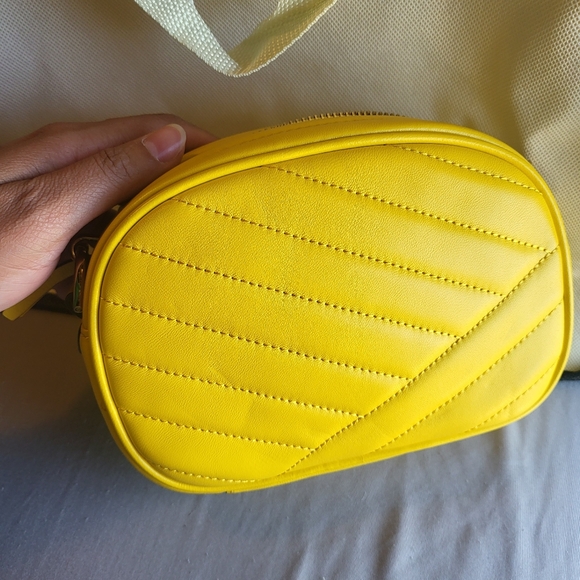 TORY BURCH KIRA CAMERA BAG - Picture 4 of 10